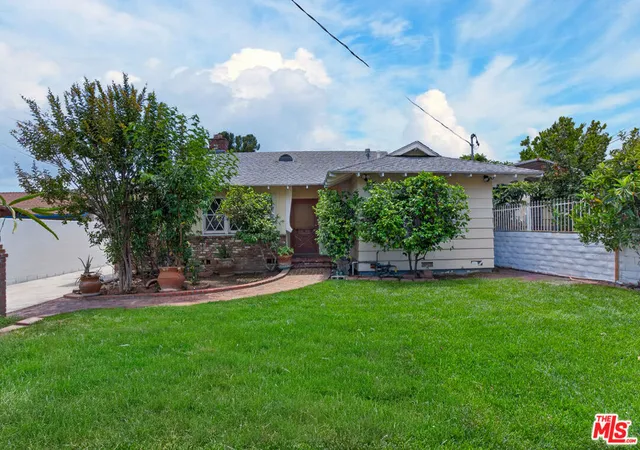 1st image of 23036 Victory Blvd, Woodland Hills, CA 91367 | MLS# 26838987
