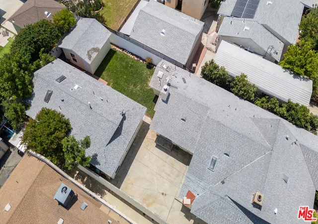 45th image of 23036 Victory Blvd, Woodland Hills, CA 91367 | MLS# 26838987