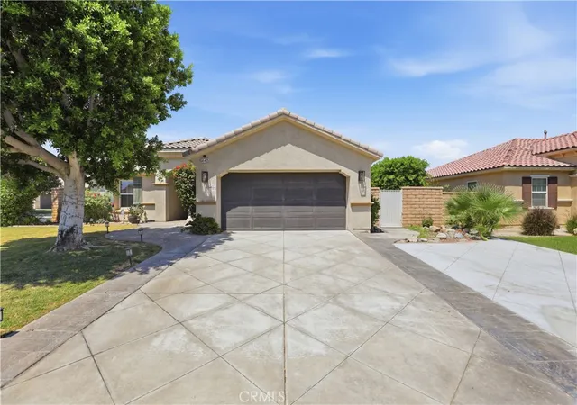 Photo 3 of Sale Pending at 41425 Farmer Ct, Indio, CA 92203 | MLS# IV26104123 | Listing updated on 2026-09-22