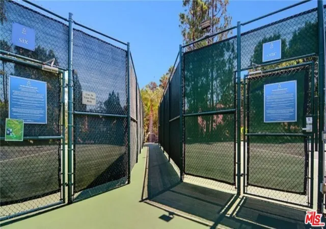2nd image of 5515 Canoga Ave, Woodland Hills, CA 91367