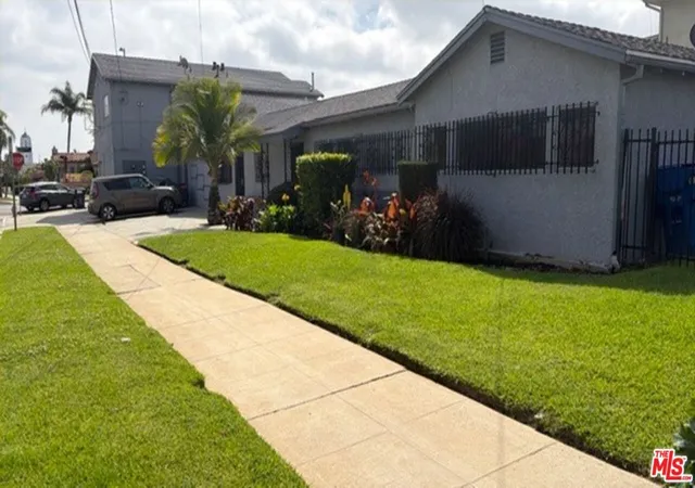 1st image of 3410 W 78th Pl, Los Angeles, CA 90043 | MLS# 26661449