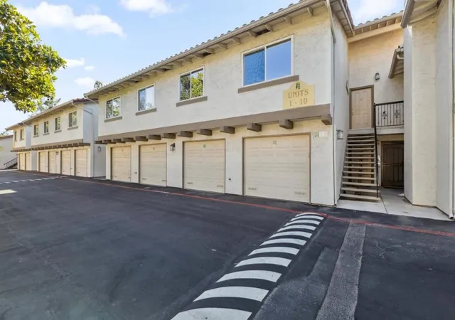 2nd image of 300 Union, Campbell, CA 95008