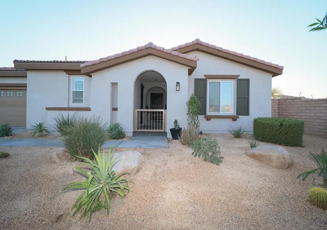 Photo 4 of Sale Pending at 73628 Dali Ct, Palm Desert, CA 92211 | MLS# 219148389DA | Listing updated on 2026-09-22