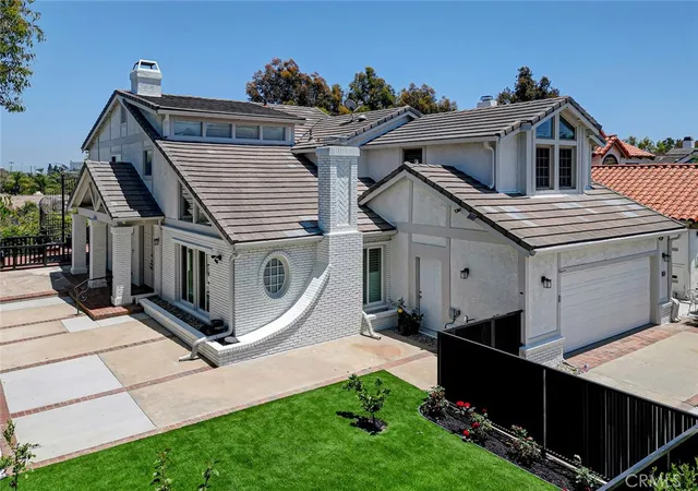 Homes for sale in Manhattan Beach, CA | 10 Cambridge, Manhattan Beach, CA 90266 | MLS# SB26114403
