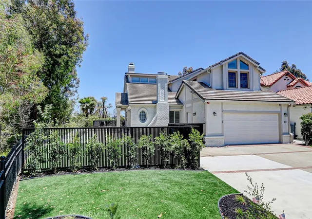 Homes for sale in Manhattan Beach, CA | 10 Cambridge, Manhattan Beach, CA 90266 | MLS# SB26114403