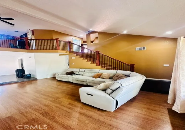 5th image of 1040 Marigold, Palmdale, CA 93551 | MLS# DW26114425