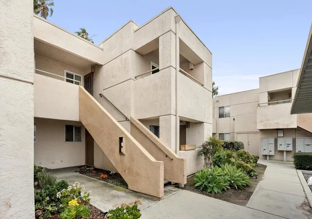 Homes for sale in El Cajon, CA | 830 Broadway, El Cajon, CA 92021 | Houzeo