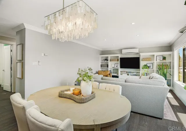 Listing Photo 4 - Condo for sale in building located at 5810 Riley St, San Diego, CA 92110 - Unit #4