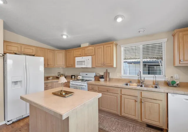 4th image of 971 Borden Rd, San Marcos, CA 92069 | MLS# PTP2604029