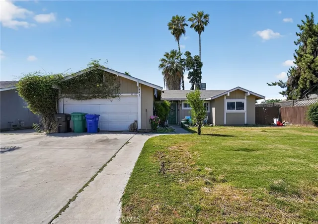3rd image of 841 Sandra Ln, Porterville, CA 93257 | MLS# FR26114574