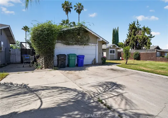 4th image of 841 Sandra Ln, Porterville, CA 93257 | MLS# FR26114574