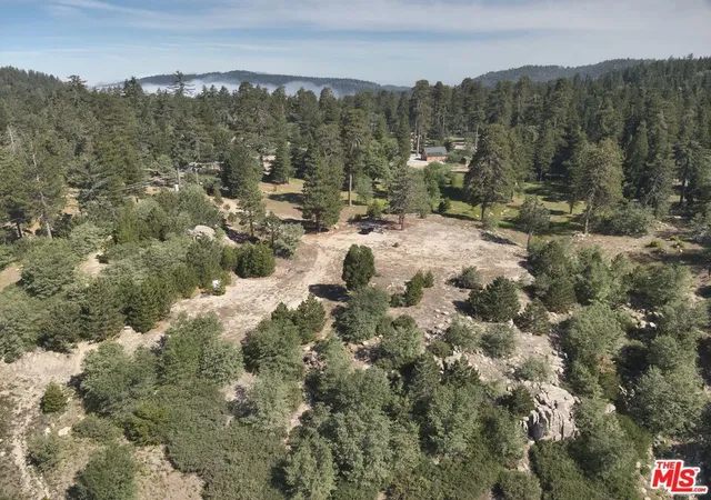 4th image of 3521 Seymour Rd, Running Springs, CA 92382 | MLS# 26838647