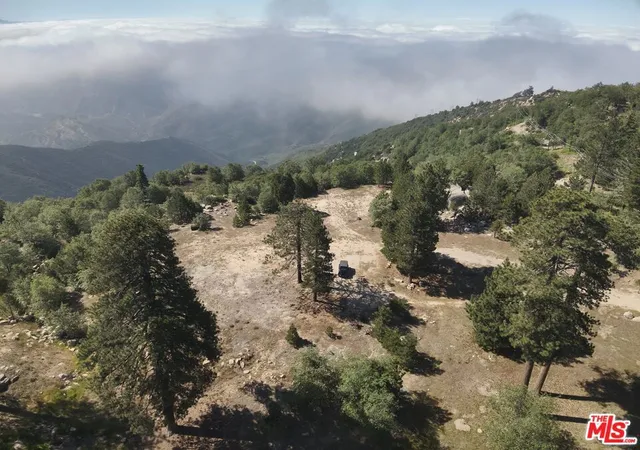 5th image of 3521 Seymour Rd, Running Springs, CA 92382 | MLS# 26838647