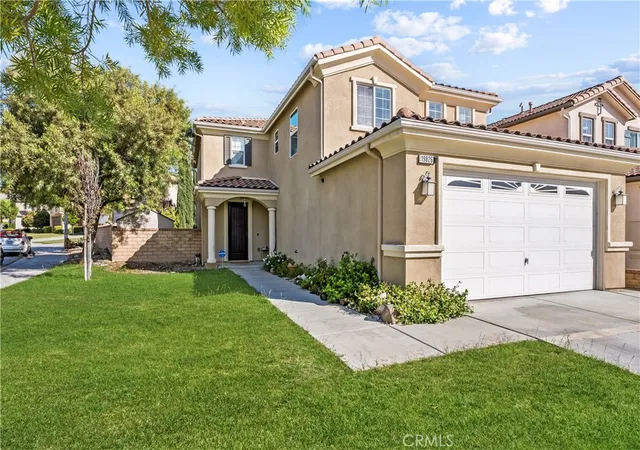 Photo 2 of Single family home for sale at 19826 Melissa, Santa Clarita, CA 91350 | MLS# SR26114570 | Listing updated on 2026-09-23