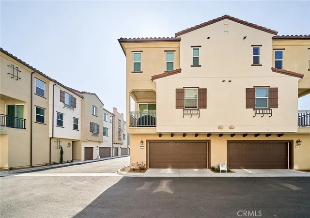 Listing Photo 2 - Condo for sale in building located at 163 Dove Lndg, Covina, CA 91722 - Unit #
