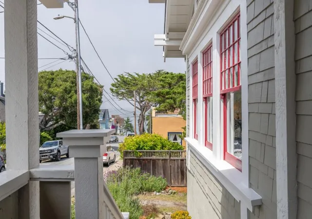 Homes for sale in Pacific Grove, CA | 135 5Th St, Pacific Grove, CA 93950 | MLS# ML82048662