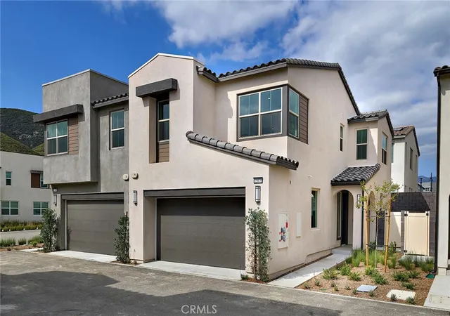 Homes for sale in Fontana, CA | 15870 Blue Copper Wy, Fontana, CA 92336 | MLS# OC26114324