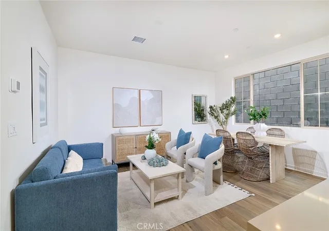 Listing Photo 5 - Condo for sale in building located at 15870 Blue Copper Wy, Fontana, CA 92336