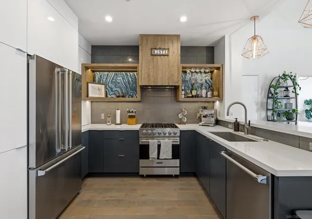 3rd image of 530 K St #1015, San Diego, CA 92101 | MLS# 260012765SD