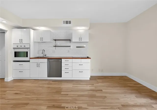 Photo 3 of Condo for sale at 1131 Alta Loma #308, West Hollywood, CA 90069 | MLS# PW26113704 | Listing updated on 2026-09-28