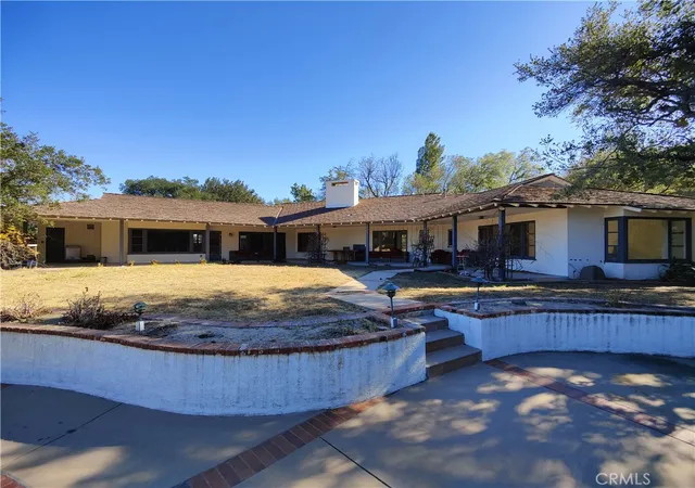 Single family home for sale at 22427 Plummer St, Chatsworth, CA 91311 | MLS# SR26113924
