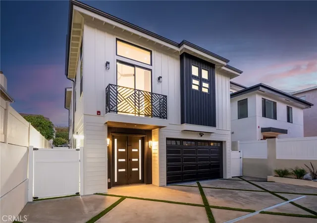 Photo 1 of Townhouse for sale at 110 S Irena Ave #B, Redondo Beach, CA 90277 | MLS# SB26113888 | Listing updated on 2026-10-12