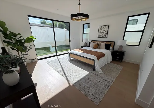 Photo 4 of Townhouse for sale at 110 S Irena Ave #B, Redondo Beach, CA 90277 | MLS# SB26113888 | Listing updated on 2026-10-12