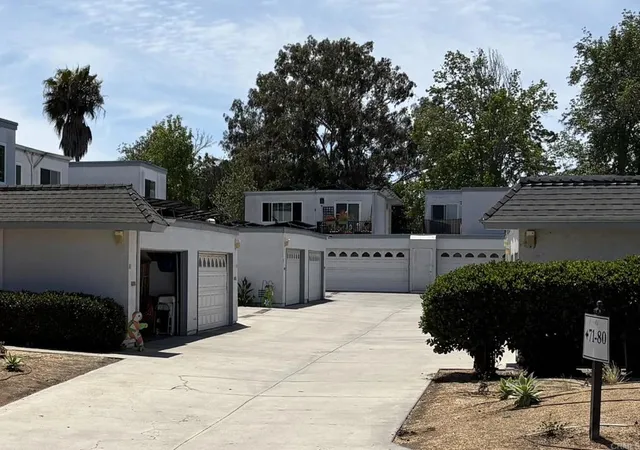 Homes for sale in Chula Vista, CA | 1640 Maple Dr, Chula Vista, CA 91911 | Houzeo