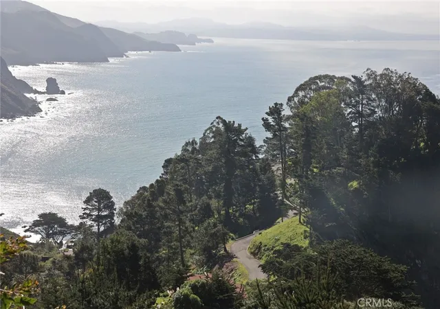 4th image of 47 Charlottes Wy, Sausalito, CA 94965 | MLS# FR26114788