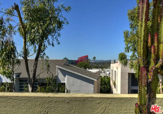 2nd image of 750 N Kings Rd, West Hollywood, CA 90069