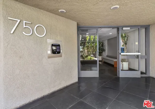 4th image of 750 N Kings Rd, Los Angeles, CA 90069