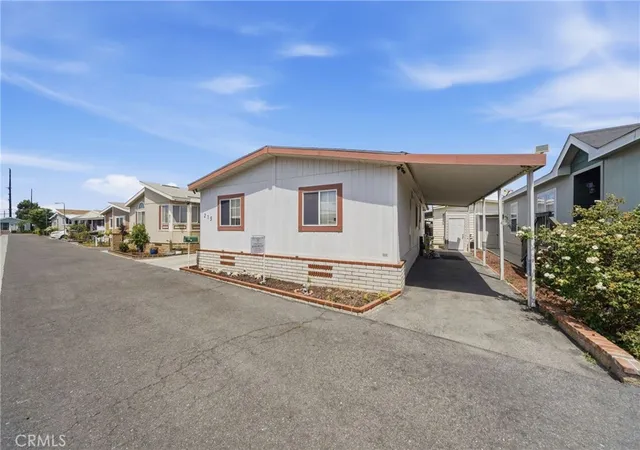 Photo 1 of Manufactured home for sale at 10800 Dale Ave #215, Stanton, CA 90680 | MLS# OC26114589 | Listing updated on 2026-10-27
