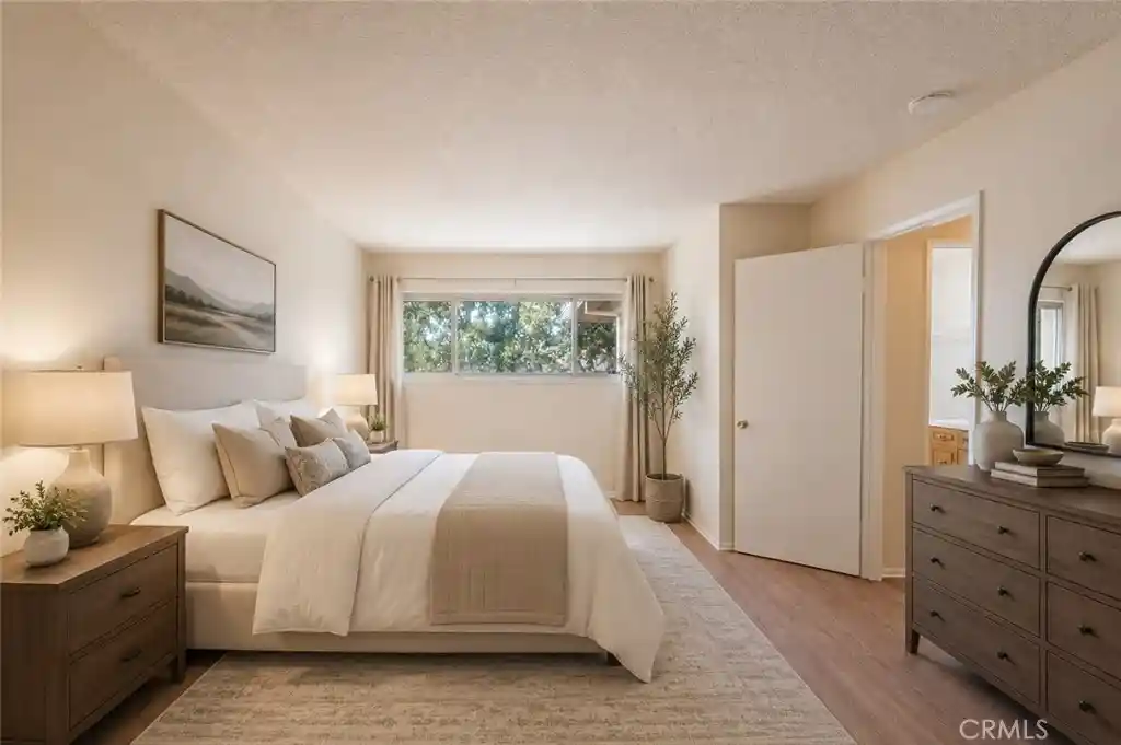 Listing Photo 2 - Condo for sale in 1008 Las Lomas Unit C located at 1008 Las Lomas Unit C, La Habra, CA 90631 - Unit 1008 Las Lomas Unit C