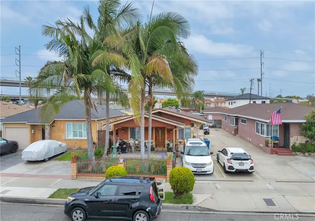 Homes for sale in Hawthorne, CA | 4853 W 116th St, Hawthorne, CA 90250 | MLS# PW26114909