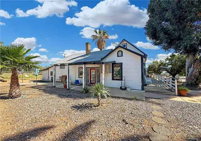 Photo 1 of Sale Pending at 33040 Maiden, Lake Elsinore, CA 92530 | MLS# IG26114915 | Listing updated on 2026-10-01