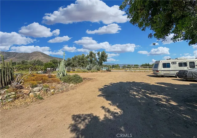 Photo 32 of Sale Pending at 33040 Maiden, Lake Elsinore, CA 92530 | MLS# IG26114915 | Listing updated on 2026-10-01