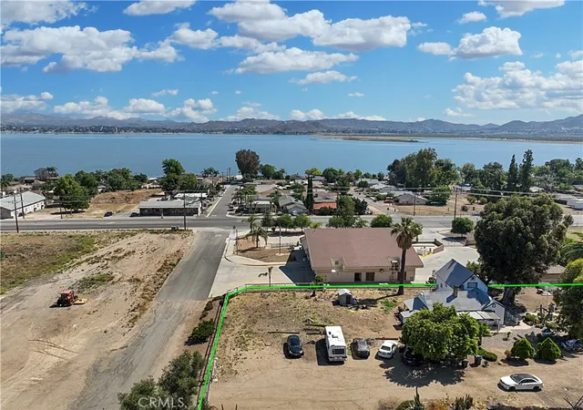 Photo 3 of Sale Pending at 33040 Maiden, Lake Elsinore, CA 92530 | MLS# IG26114915 | Listing updated on 2026-10-01