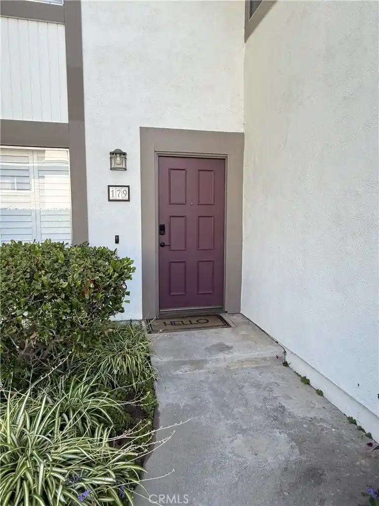 Listing Photo 1 - Condo for sale in 179 Gazania Ct located at 179 Gazania Ct, Thousand Oaks, CA 91362 - Unit 179 Gazania Ct