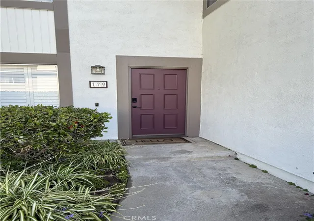 Listing Photo 1 - Condo for sale in building located at 179 Gazania Ct, Thousand Oaks, CA 91362