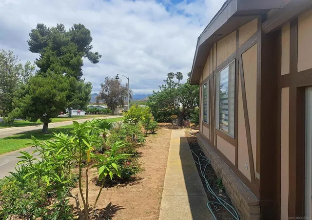 Homes for sale in Fallbrook, CA | 4650 Dulin Rd #12, Fallbrook, CA 92028 | MLS# 260012807SD