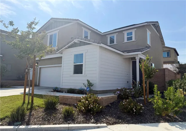 Photo 1 of Sale Pending at 364 Castaic Way, Rialto, CA 92377 | MLS# CV26114980 | Listing updated on 2026-10-09