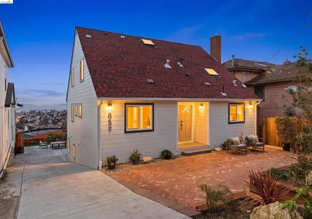 Photo 2 of Single family home for sale at 857 Balra Dr, El Cerrito, CA 94530 | MLS# 41136162 | Listing updated on 2026-06-10