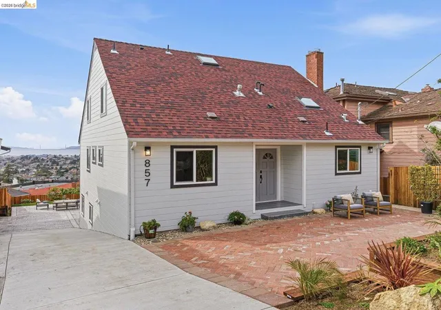 Photo 4 of Single family home for sale at 857 Balra Dr, El Cerrito, CA 94530 | MLS# 41136162 | Listing updated on 2026-06-10