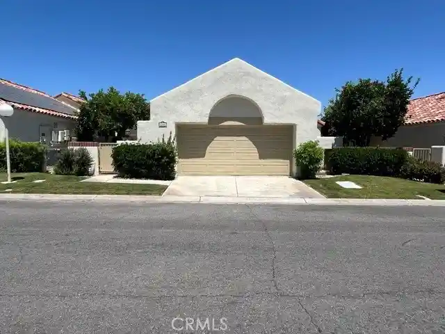 Photo 1 of Condo for sale at 77592 Calle Las Brisas N, Palm Desert, CA 92211 | MLS# RS26115097 | Listing updated on 2026-10-19