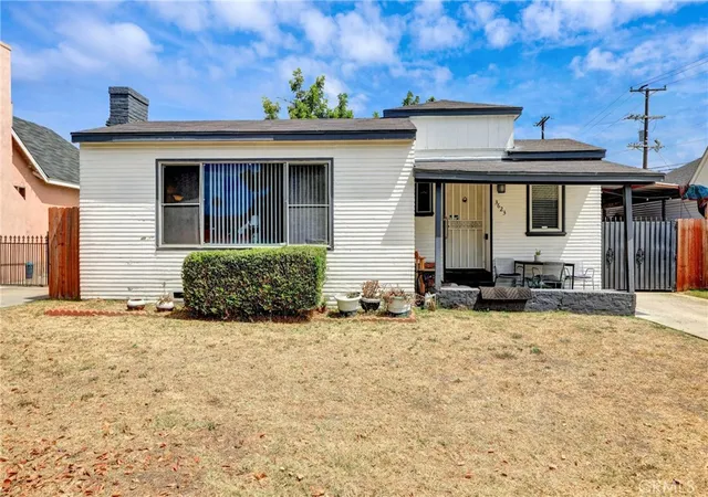 Photo 1 of Single family home for sale at 3623 W 59th Street, Los Angeles, CA 90043 | MLS# SB26115137 | Listing updated on 2026-10-06