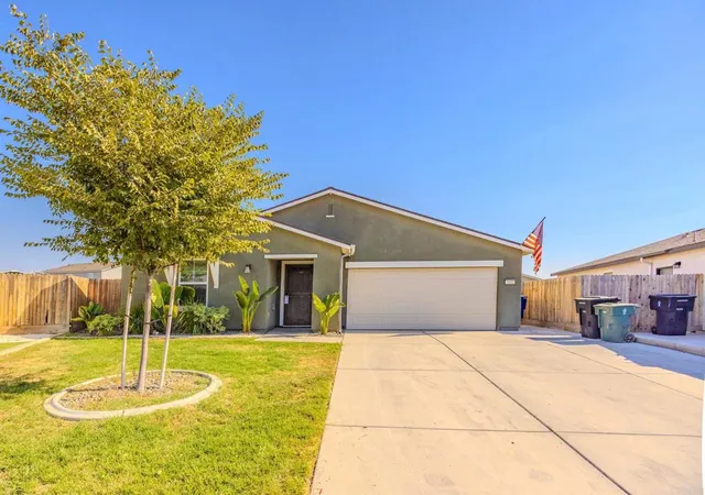 2nd image of 5803 Vespucci Ave, Bakersfield, CA 93313 | MLS# PTP2604051
