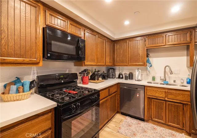 5th image of 39802 Lakeview Dr, Big Bear Lake, CA 92315