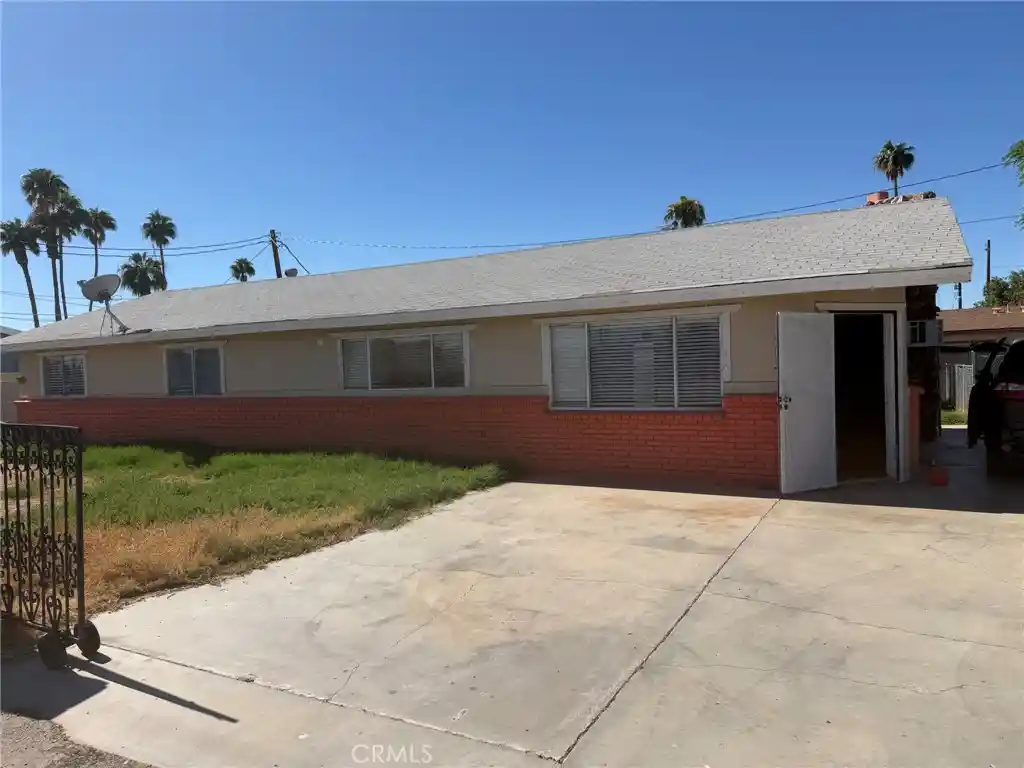 Photo 1 of Single family home for sale at 175 N Date Rd, Blythe, CA 92225 | MLS# PW26115266 | Listing updated on 2026-10-23