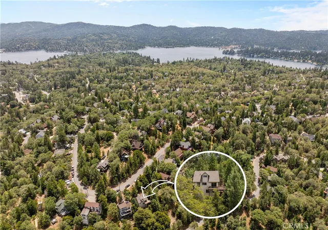 3rd image of 1334 St Anton, Lake Arrowhead, CA 92352 | MLS# IG26115313