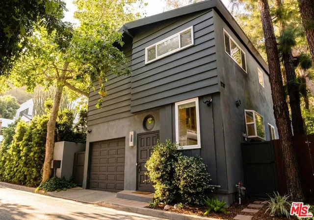 2nd image of 9959 Westwanda Dr, Beverly Hills, CA 90210 | MLS# 26839581